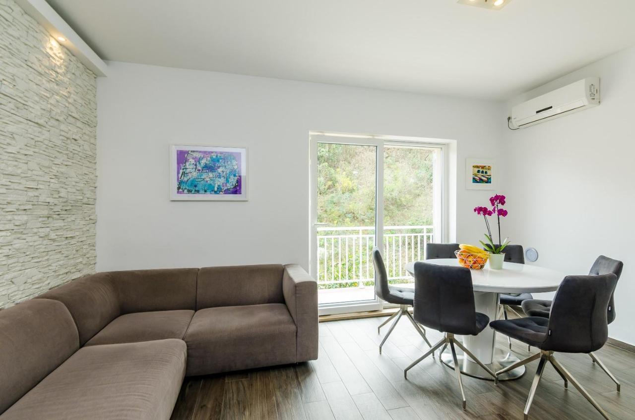 Apartment Lise Mokosica ดูบรอฟนิก ภายนอก รูปภาพ
