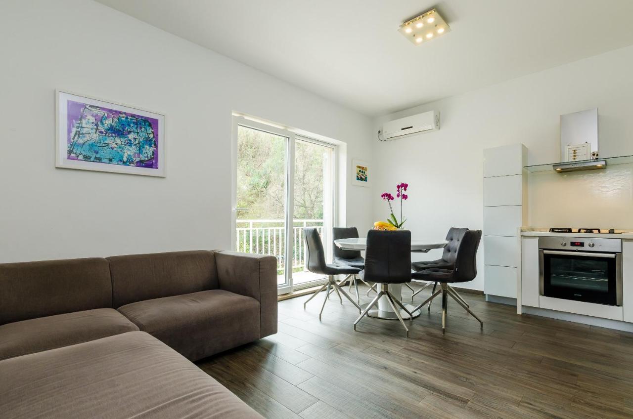 Apartment Lise Mokosica ดูบรอฟนิก ภายนอก รูปภาพ